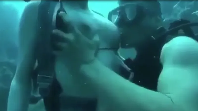 Em Thư Vũ đài truyền hình VTV